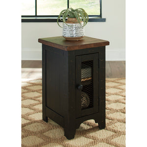 Valebeck Chairside Table