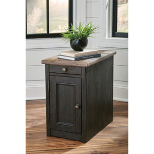 Tyler Creek Chairside Table