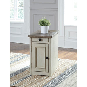 Bolanburg Chairside Table