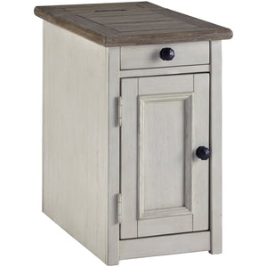 Bolanburg Chairside Table - QK1026456_ASHL_PRI_OL