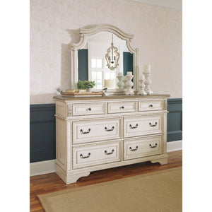 Realyn Large Mirror - QK1029889_ASHL_LF1_RM