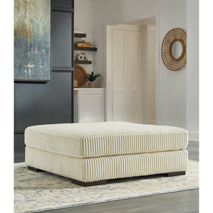 Lindyn Accent Ottoman