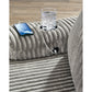 Lindyn Chaise