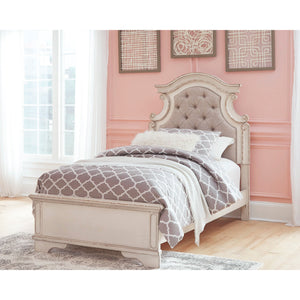 Realyn Bed